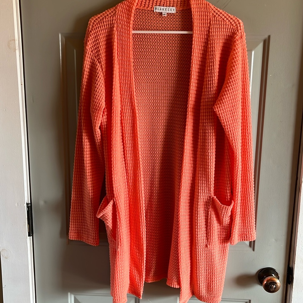 Waffle knit long sleeve cardigan - coral